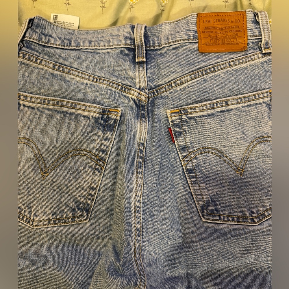 Levi’s high-rise ribcage straight jeans W27 L27 - Picture 3 of 9